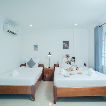 White Corner Hotel Phnom Penh Eksteriør billede