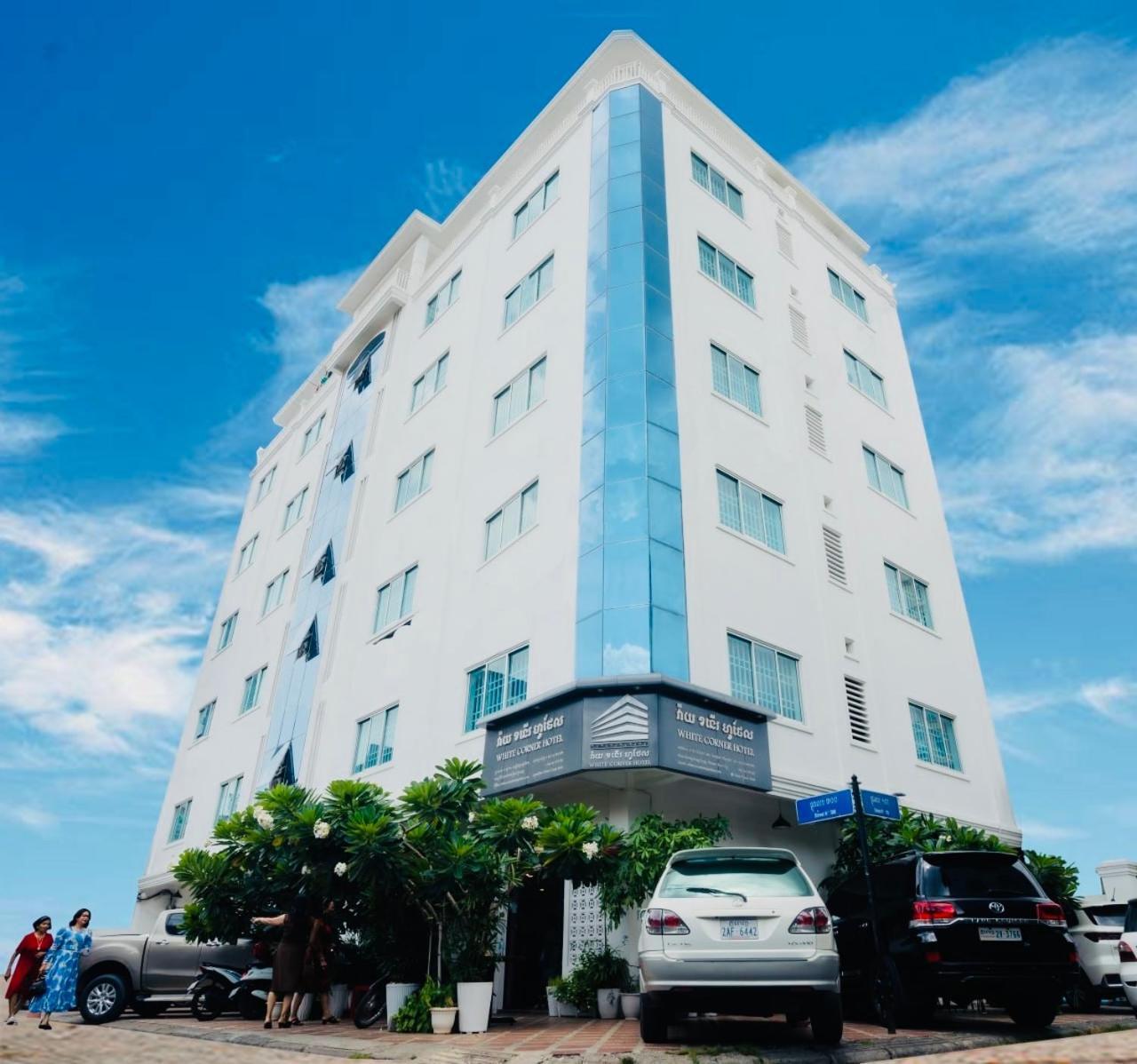 White Corner Hotel Phnom Penh Eksteriør billede