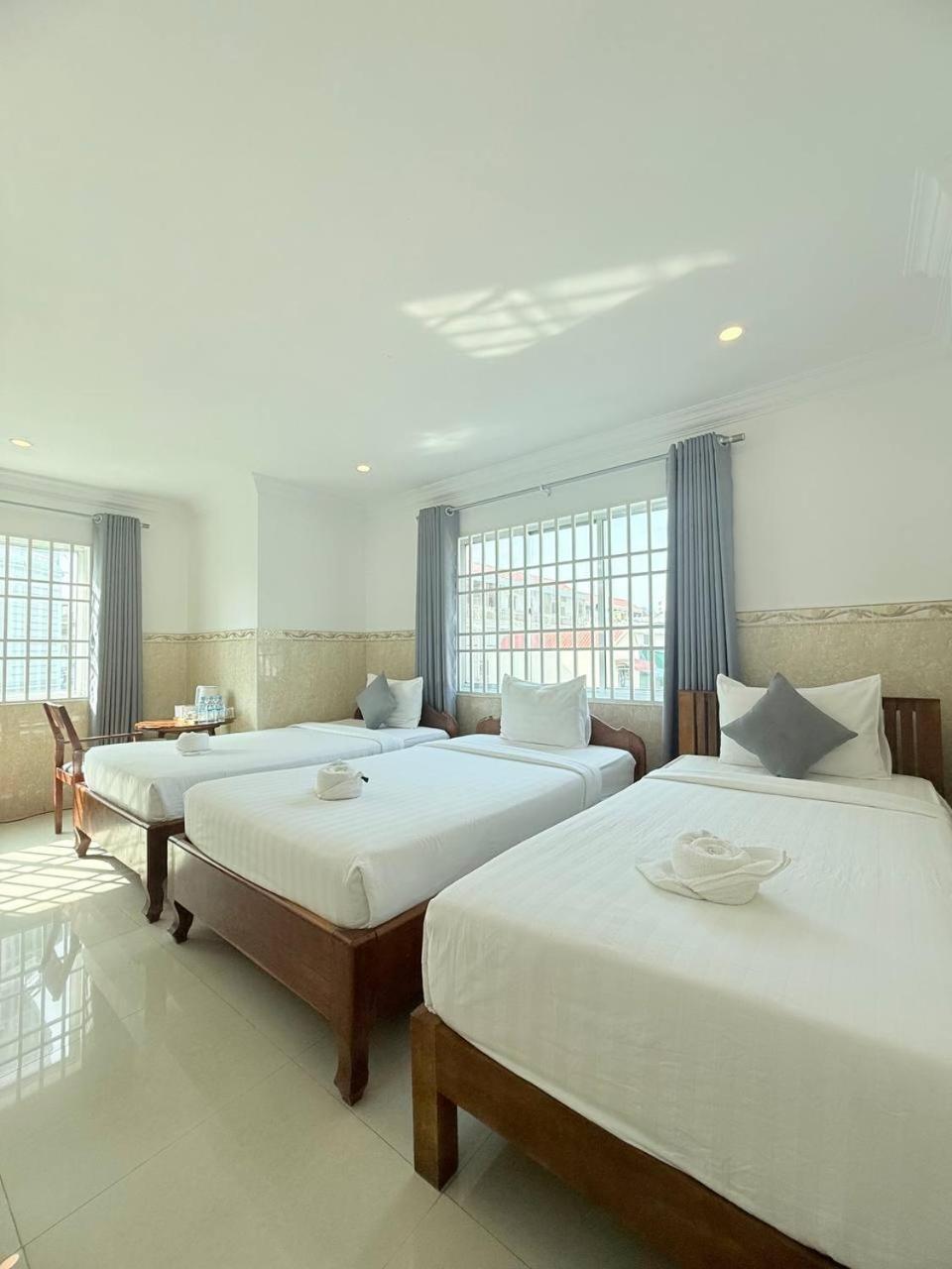 White Corner Hotel Phnom Penh Eksteriør billede